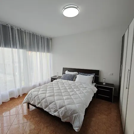 Apartamento Mali I Robit 2 Golem (Tirana)